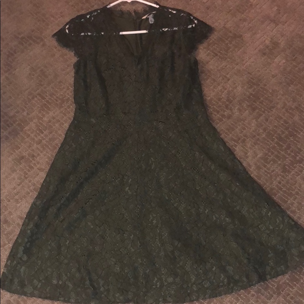 Olive green lace short sleeve dress